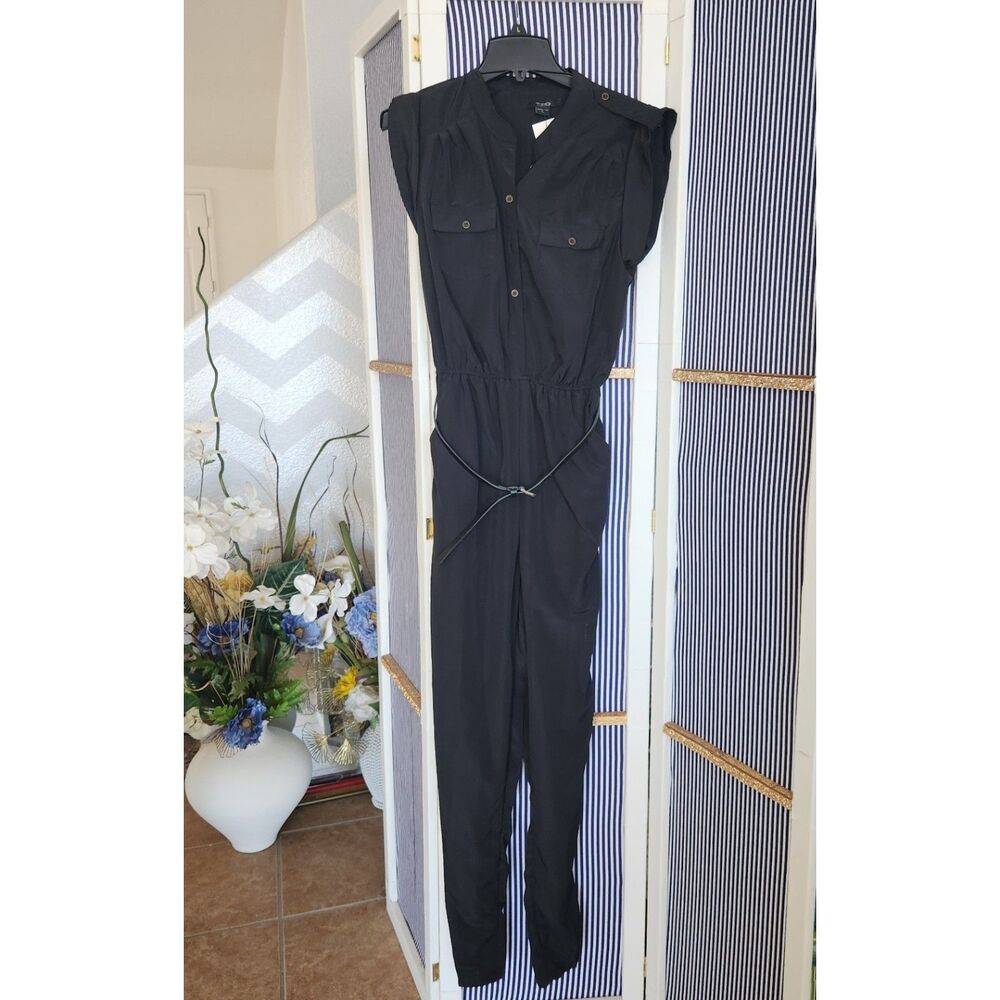 NWT Lightweight Belted Straight Leg Jumpsuit - Black
